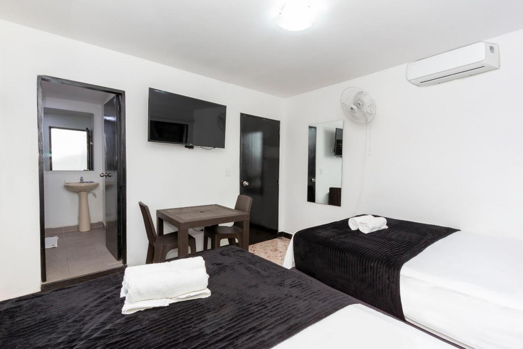 Hotel De Leon Estadio ميديلين المظهر الخارجي الصورة