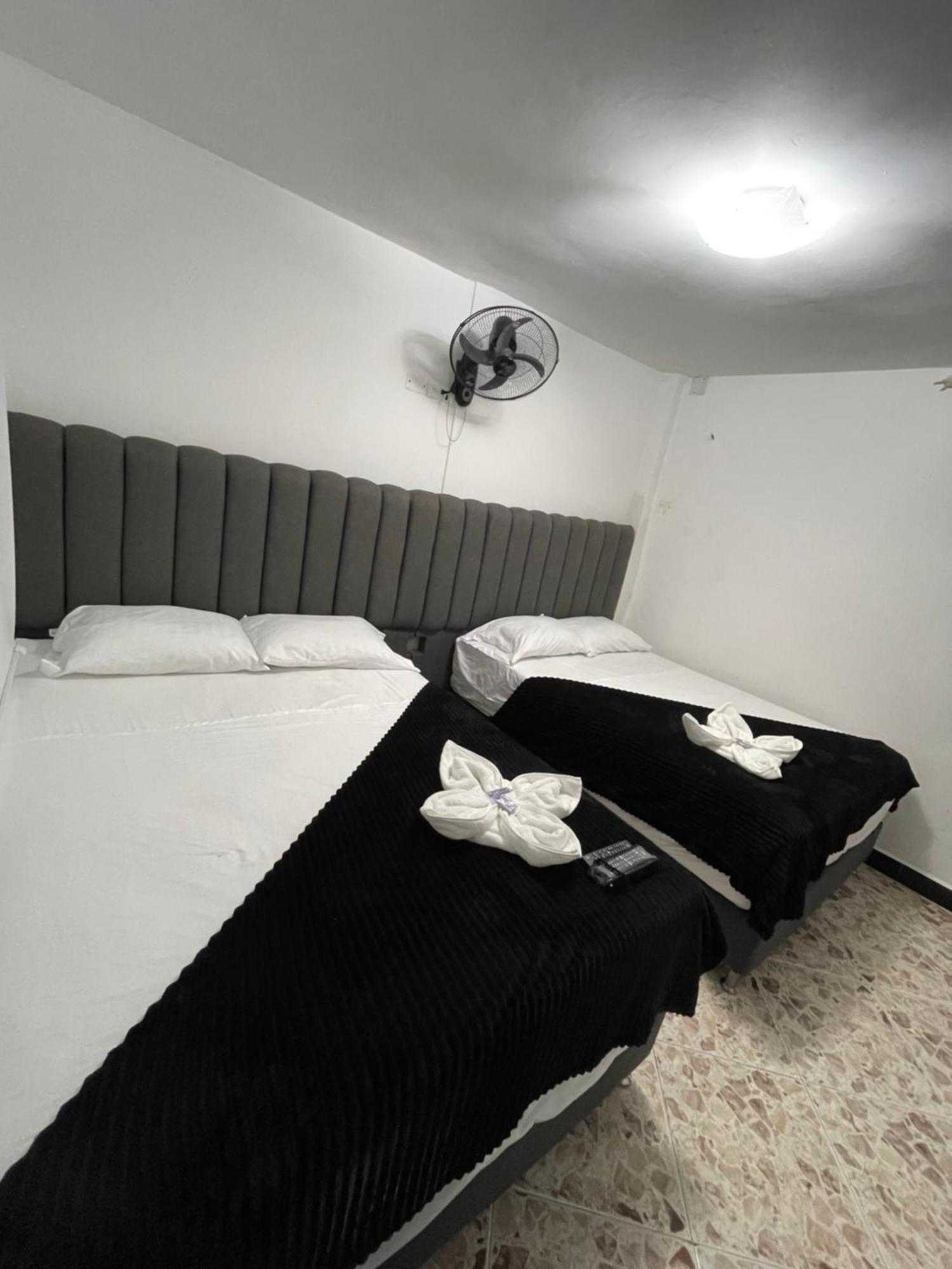 Hotel De Leon Estadio ميديلين المظهر الخارجي الصورة