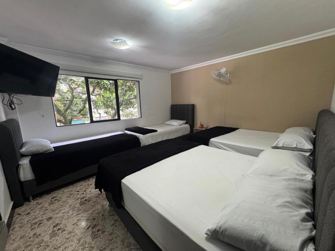 Hotel De Leon Estadio ميديلين المظهر الخارجي الصورة